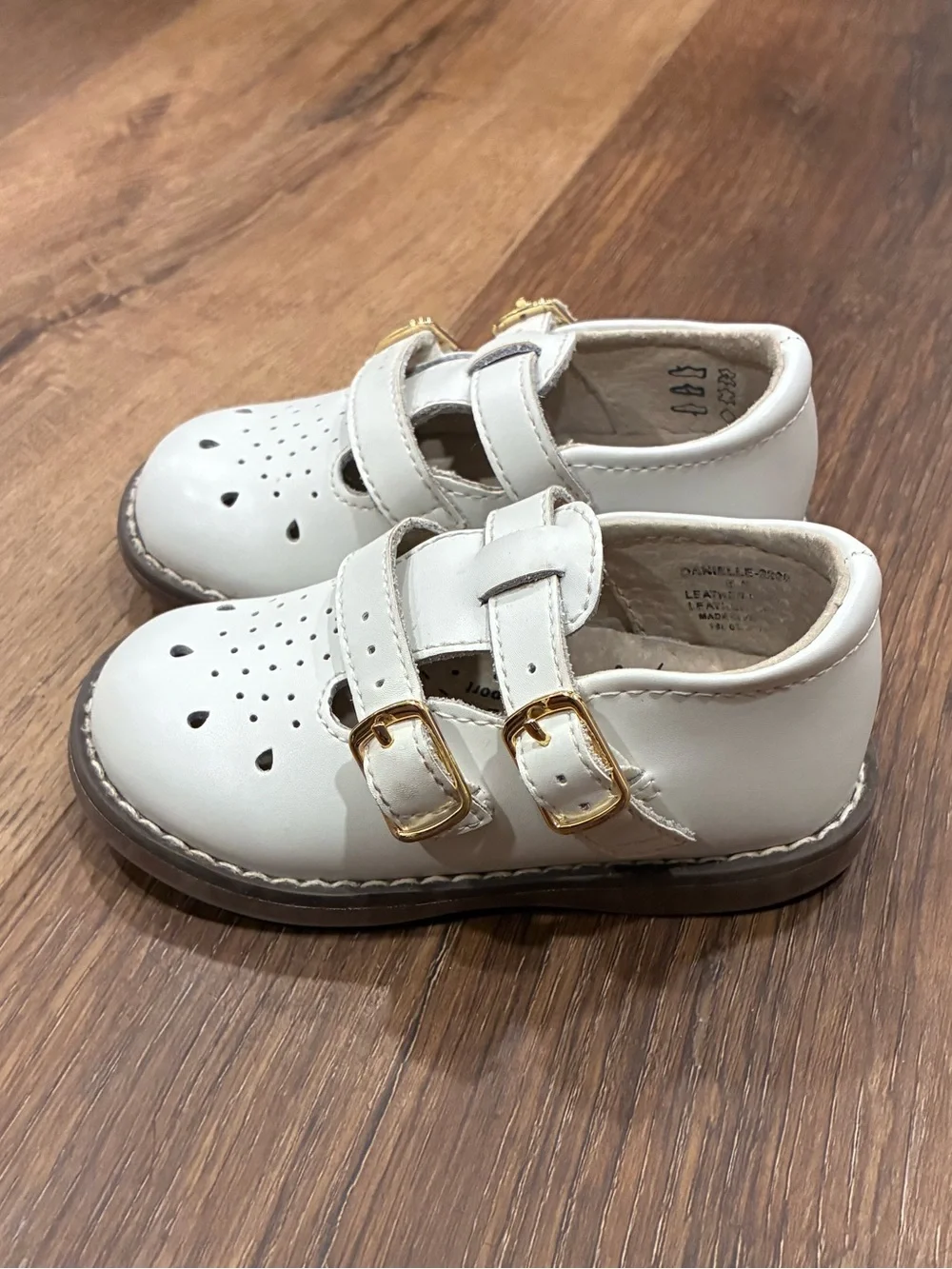 Footmates White Dress Shoes Mary Jane’s  Toddler Preppy 5 Baby